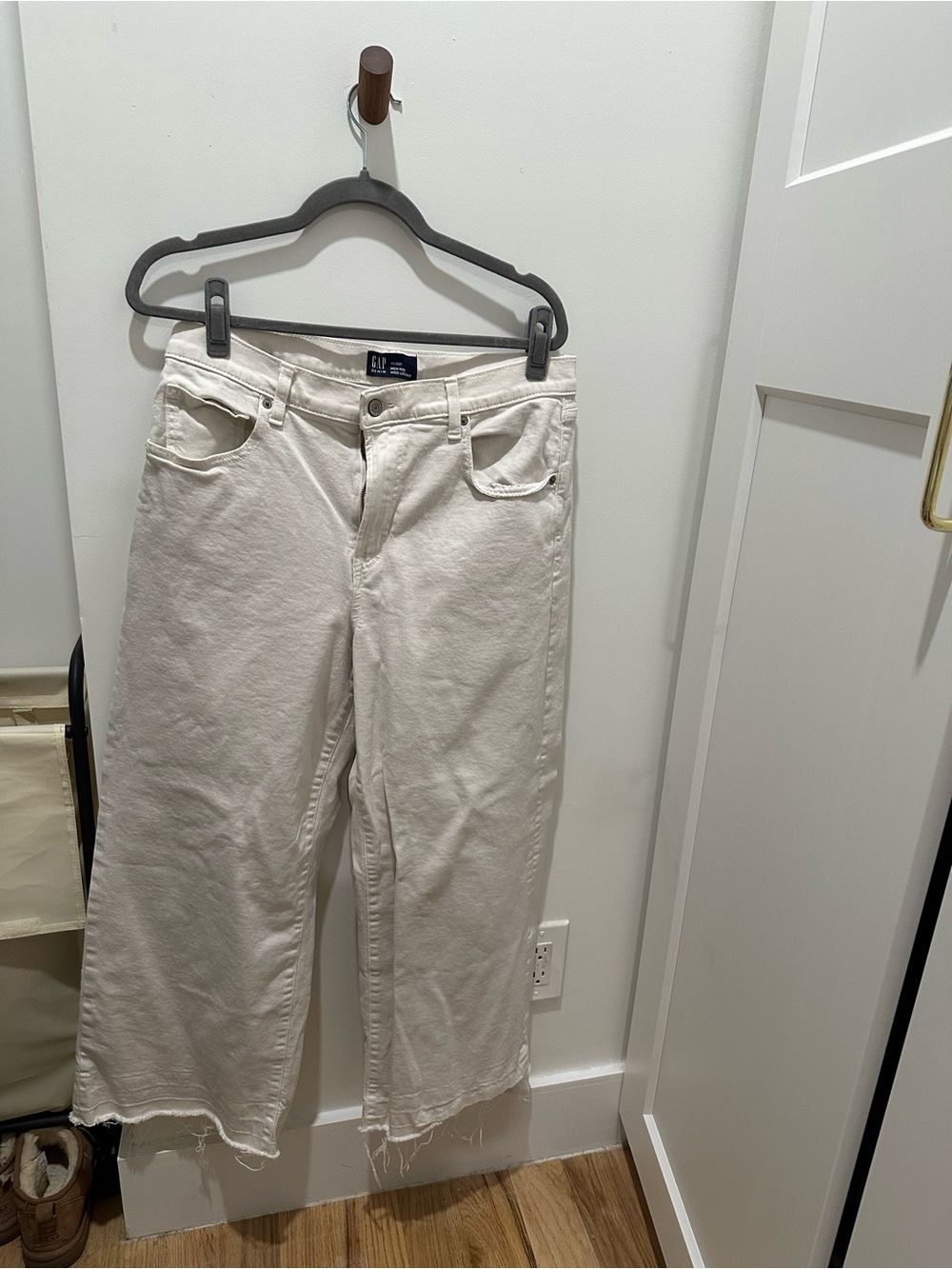 GAP High-Rise White Wide Leg Jeans